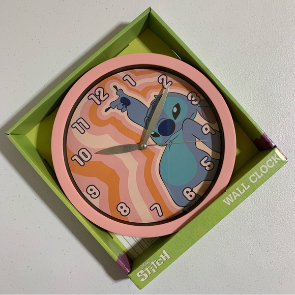 Disney Stitch Analog Wall Clock-NIB - Picture 3 of 5